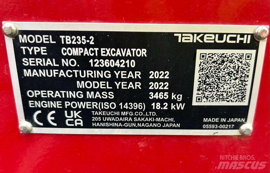 Takeuchi TB 235-2 V3 Mini kotrók < 7t