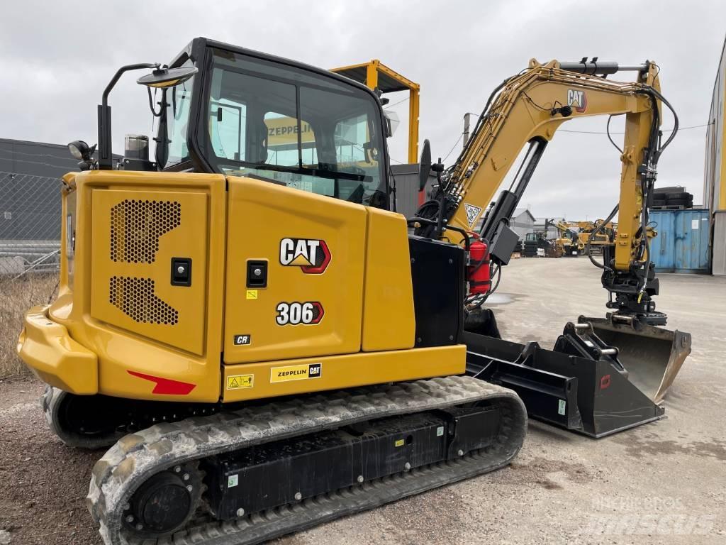 CAT 306 Mini kotrók < 7t