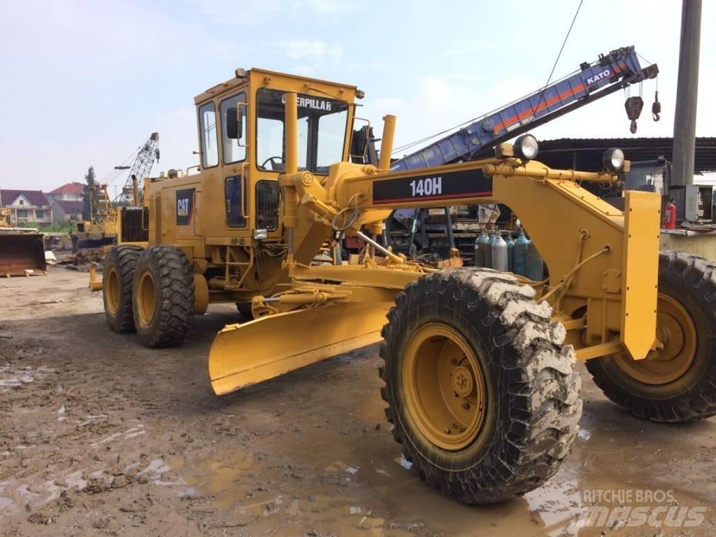 CAT 140 H Gréderek