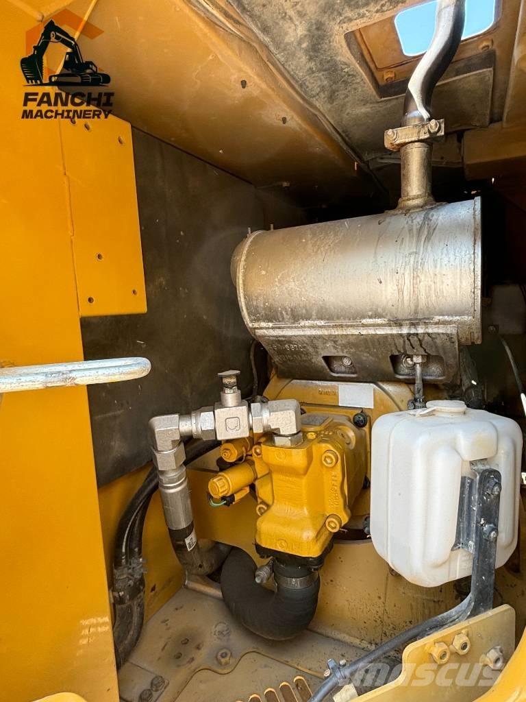 CAT 307,5 Mini kotrók < 7t