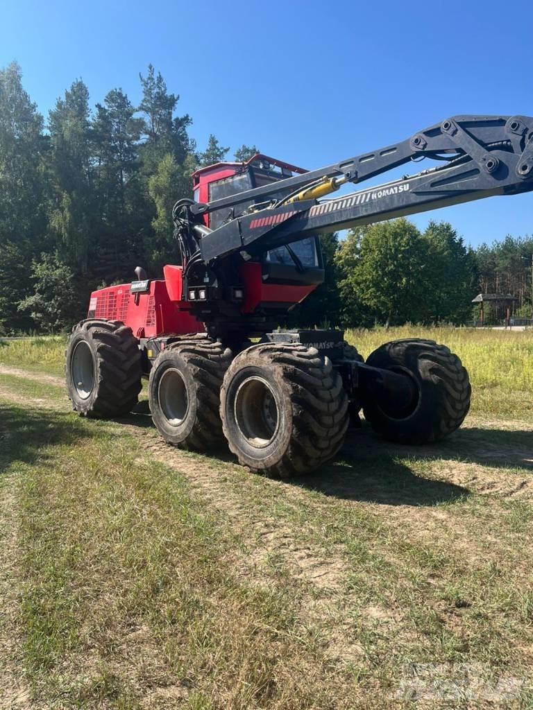 Komatsu 911.5 Betakarítók