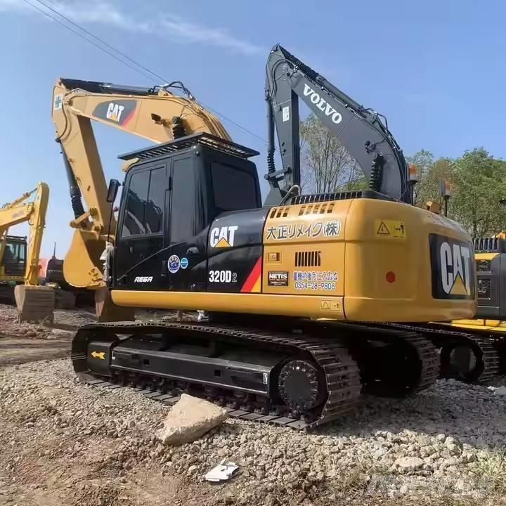 CAT CAT320D Lánctalpas kotrók