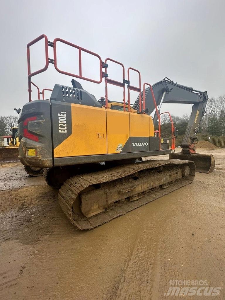 Volvo EC200EL Lánctalpas kotrók