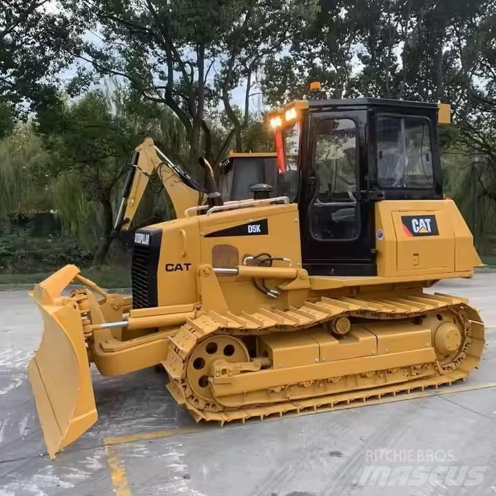 CAT D 5 K lánctalpas dózerek