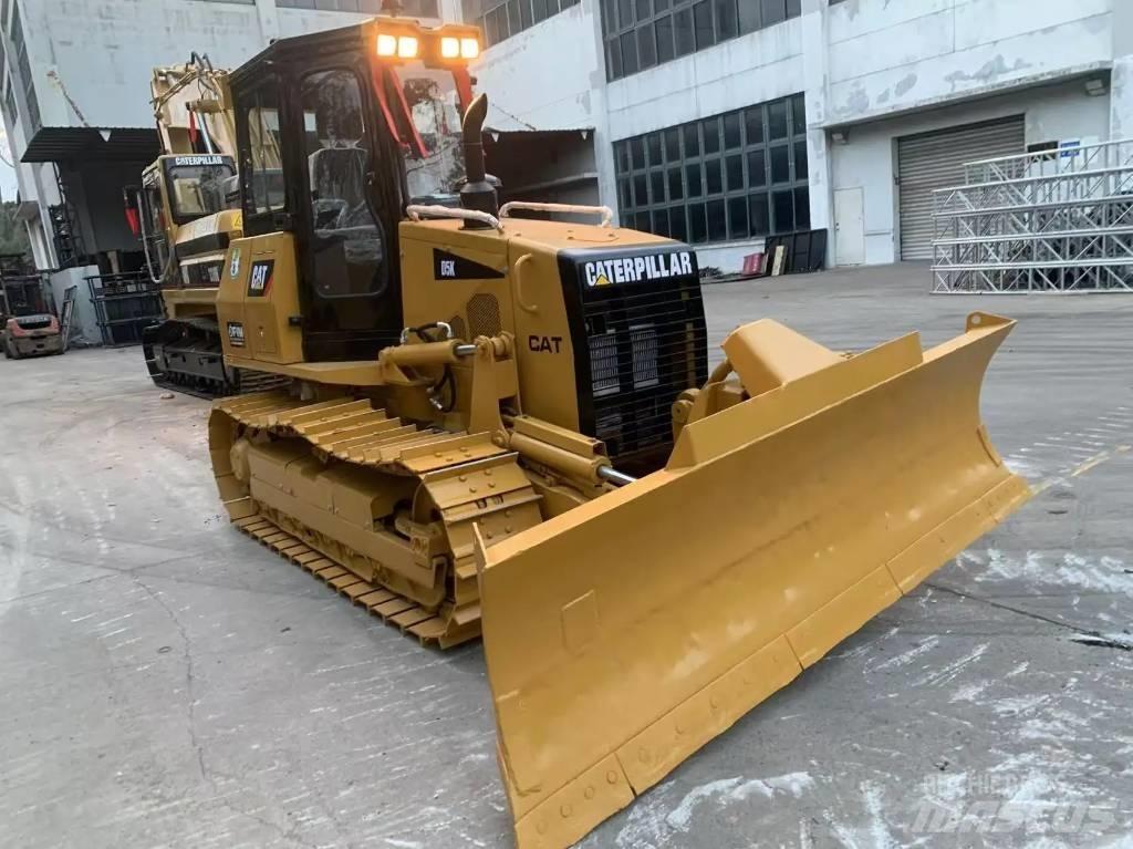 CAT D 5 K lánctalpas dózerek