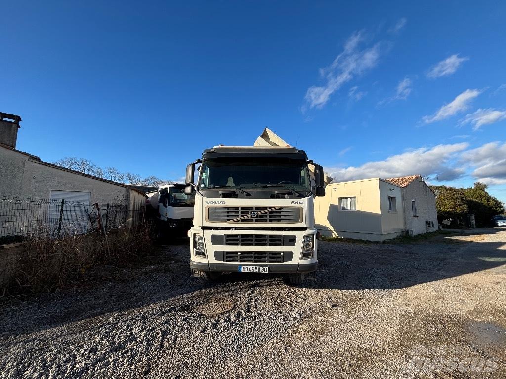 Volvo FM 12 380 Billenő teherautók
