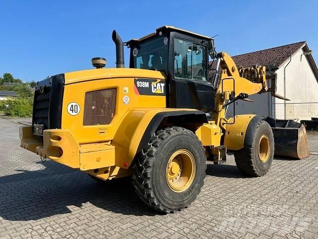 CAT 938 M Gumikerekes homlokrakodók