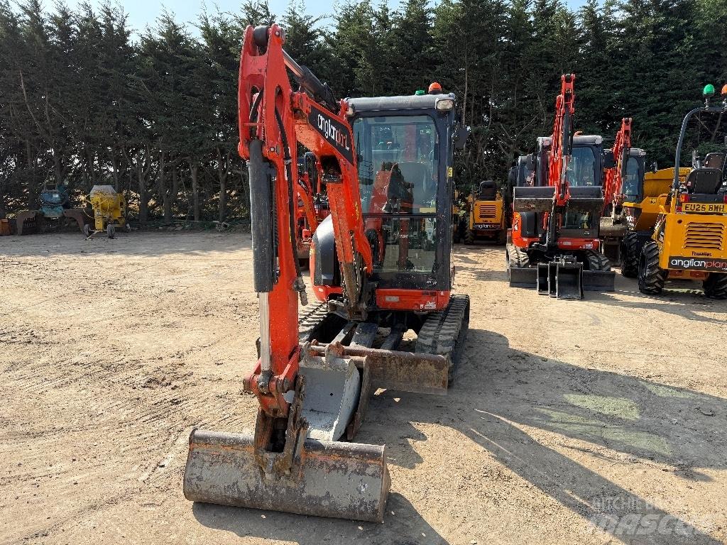 Kubota U 27-4 Mini kotrók < 7t