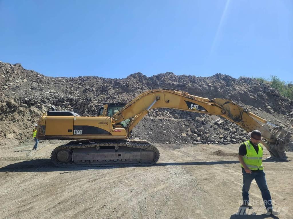 CAT 330 CL Lánctalpas kotrók