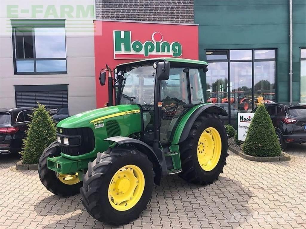John Deere 5070 m Traktorok