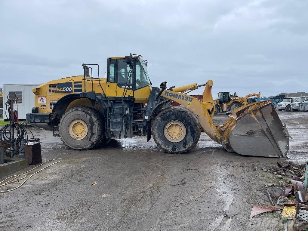 Komatsu WA500-8 Gumikerekes homlokrakodók
