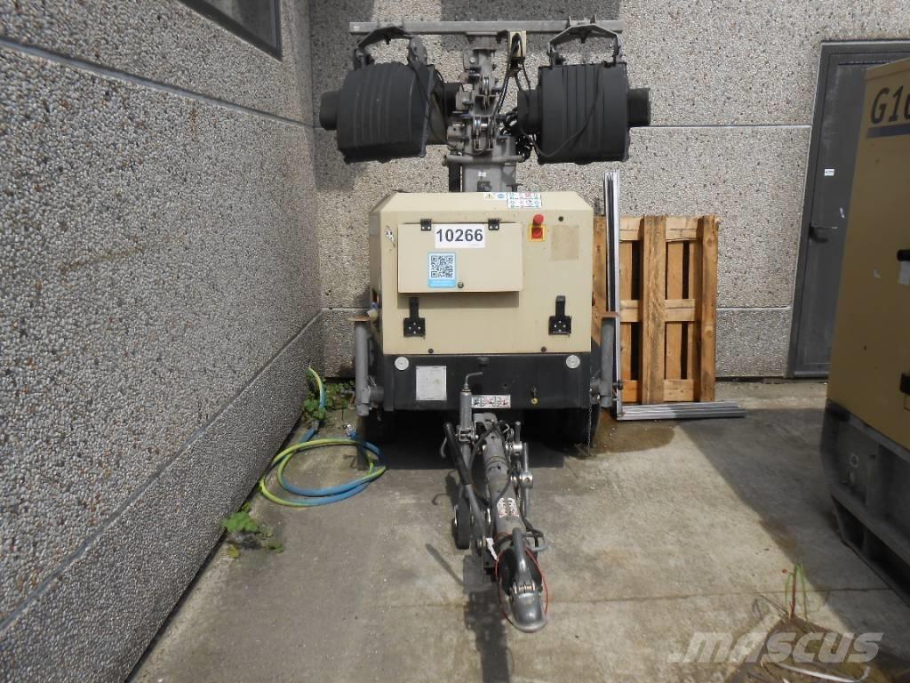 Doosan LSV9 Fénytornyok