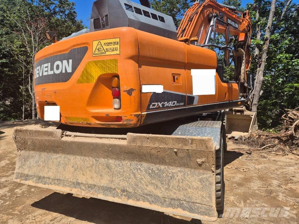Doorne-Daf DX140W-5 Gumikerekes kotrók