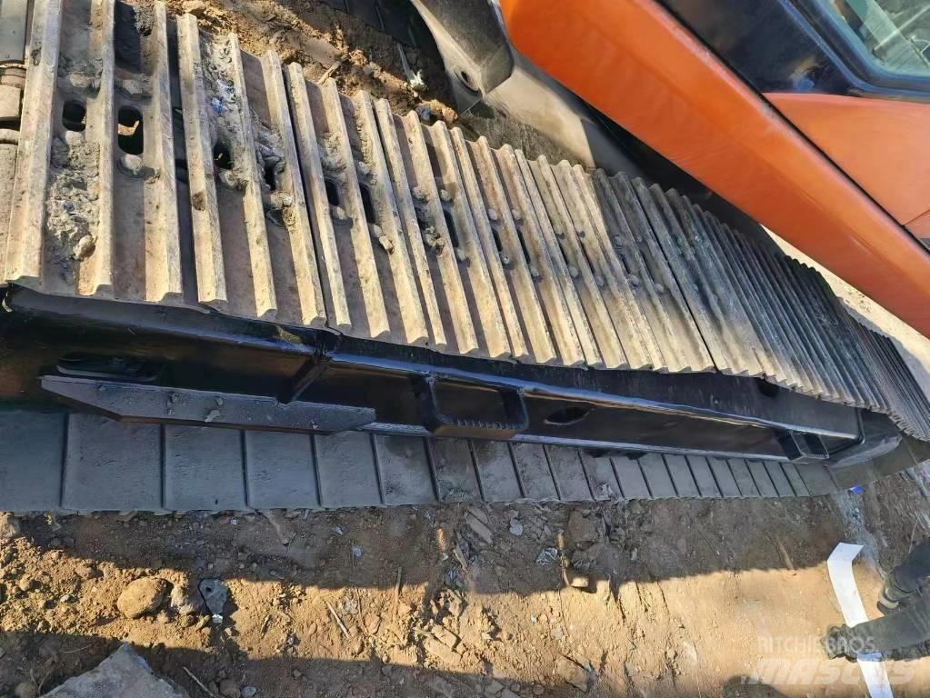 Doosan DH225LC-7 Lánctalpas kotrók
