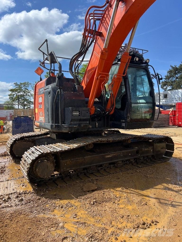 Hitachi ZX 225/6 Lánctalpas kotrók