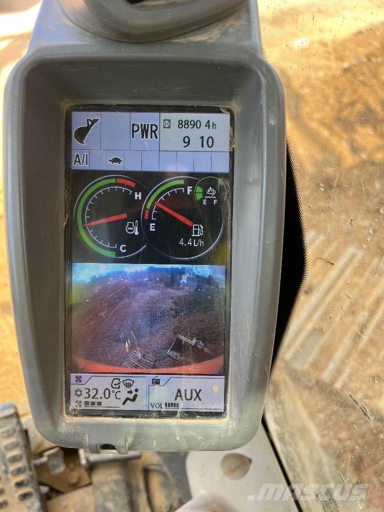 Hitachi ZX 225/6 Lánctalpas kotrók
