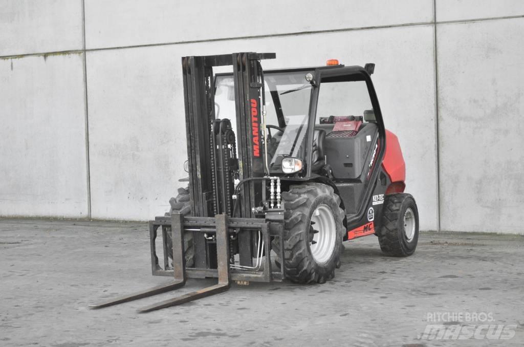 Manitou MC 30-4 Dízel targoncák