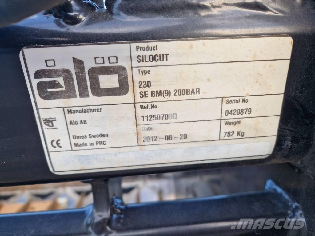 Ålö Silocut 230 . S-BM Homlokrakodó tartozékok