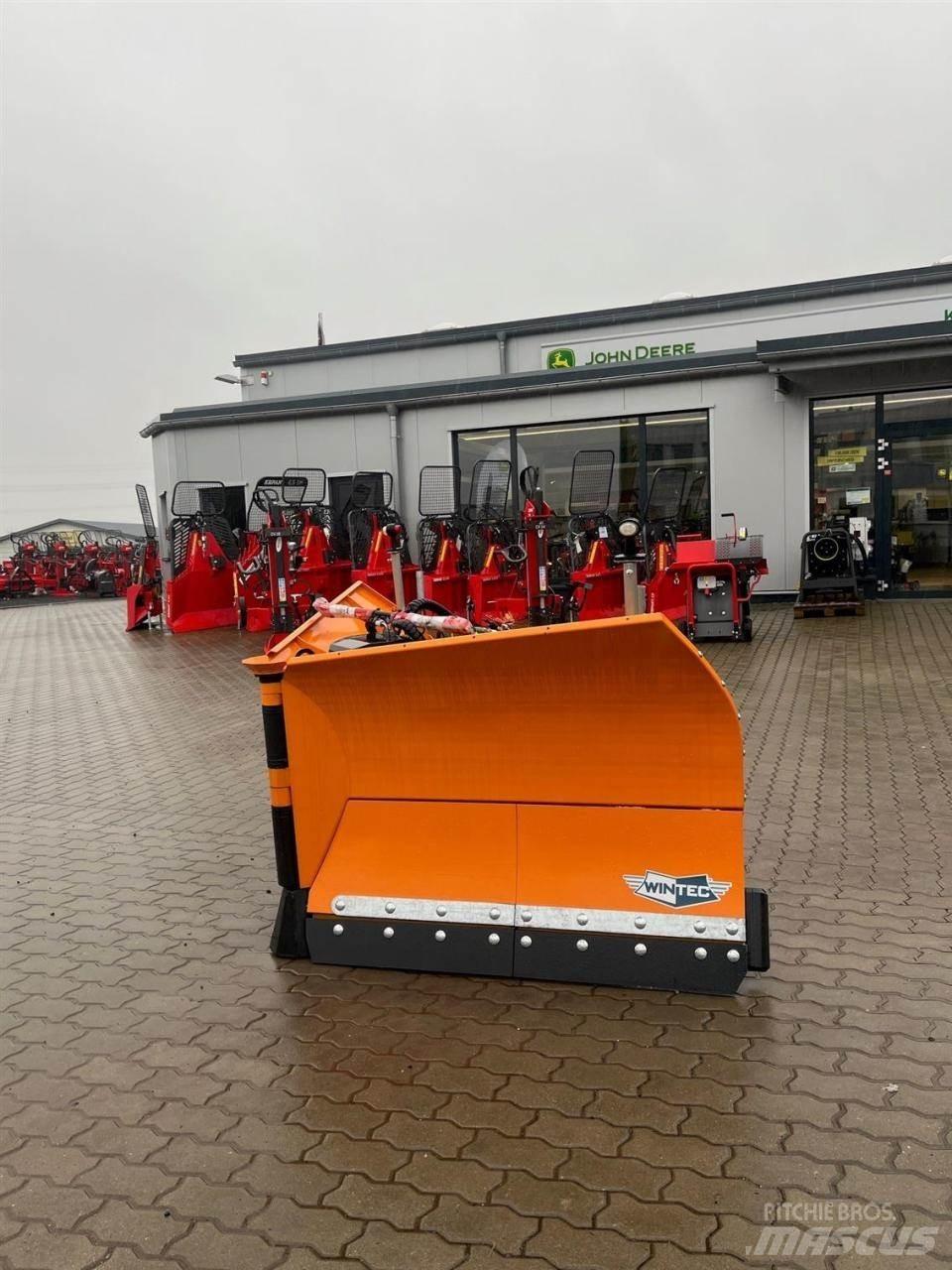  Wintec Vario XM320 Hóeltakarítók