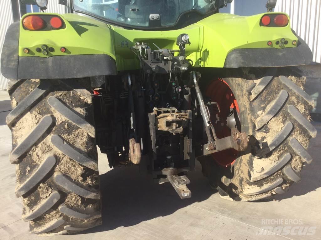 CLAAS ARION 620 Traktorok