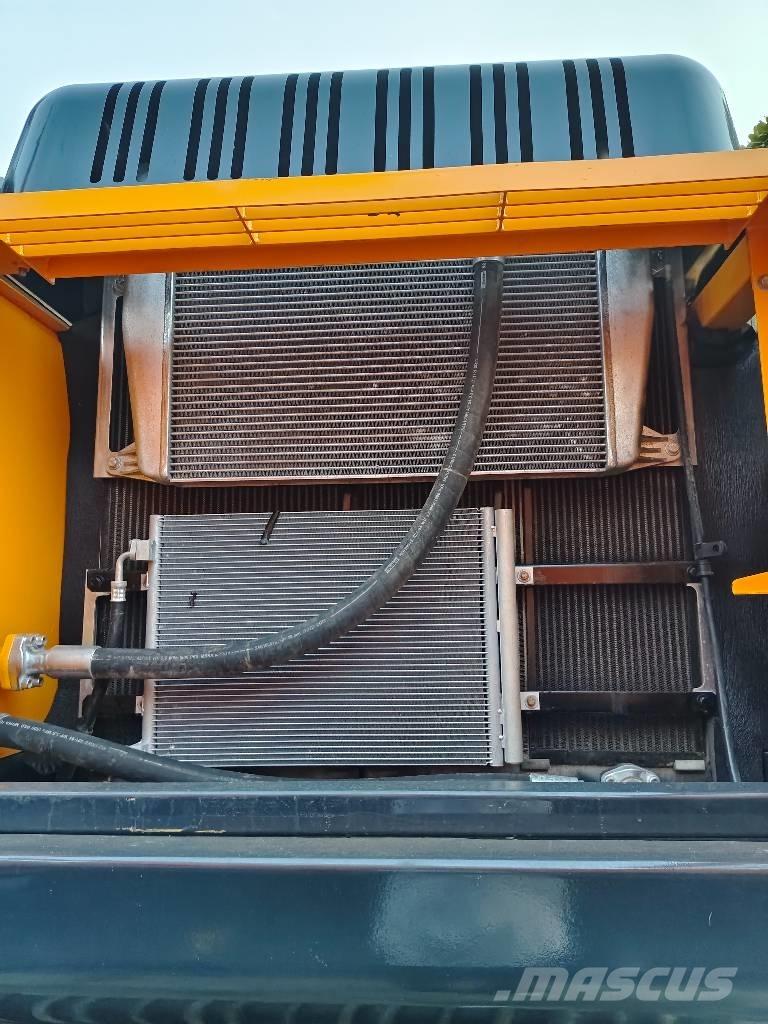 Hyundai R305LC-9T Lánctalpas kotrók