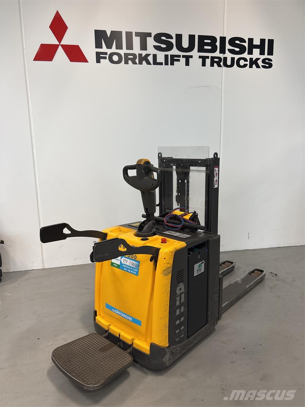 Atlet PDP200 Elektromos gyalogkíséretű targoncák