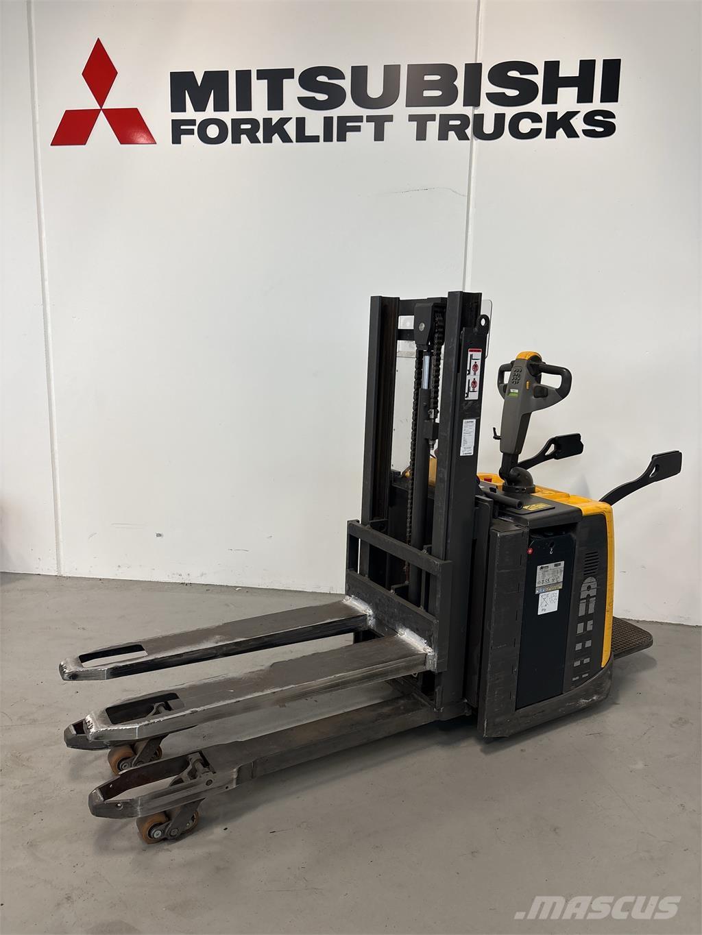 Atlet PDP200 Elektromos gyalogkíséretű targoncák