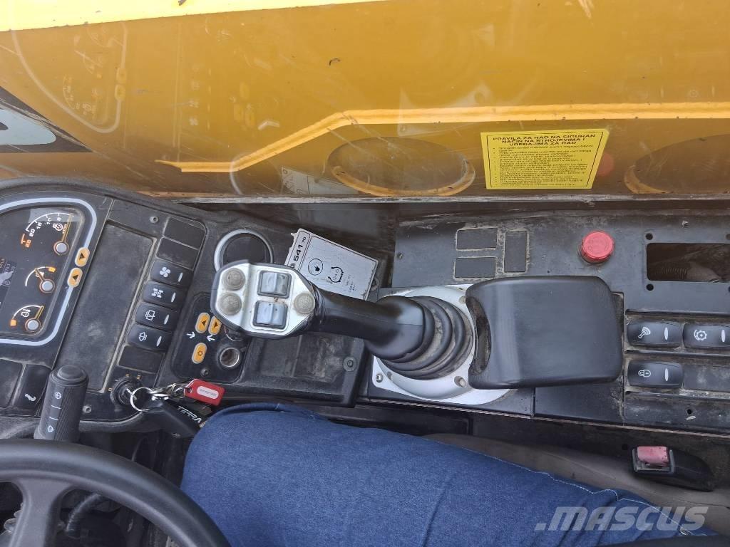 JCB 541-70 Agri Plus Teleszkópos mezőgazdasági rakodók
