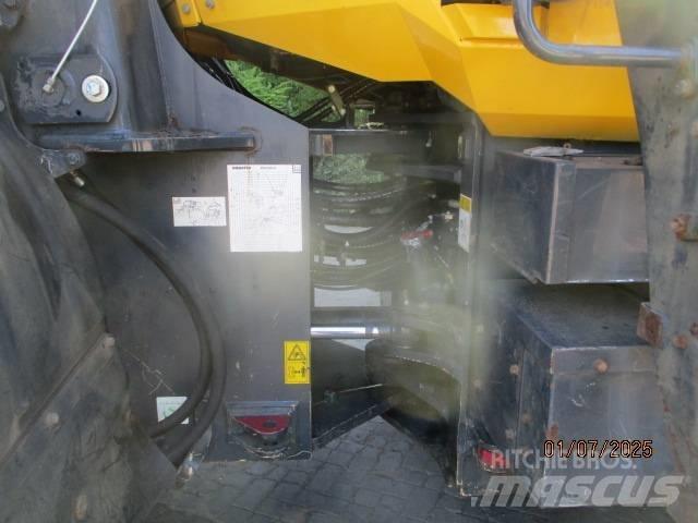 Komatsu WA 380 Gumikerekes homlokrakodók