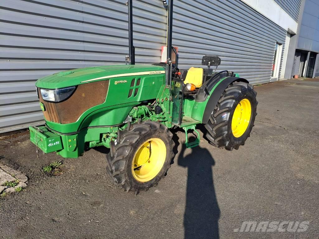 John Deere 5075GL Traktorok