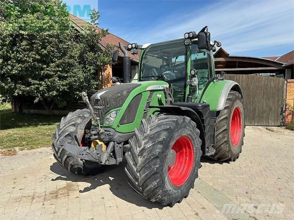 Fendt 716 vo vario Traktorok