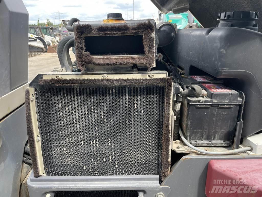 Dynapac CC1300 Ikerdobos hengerek