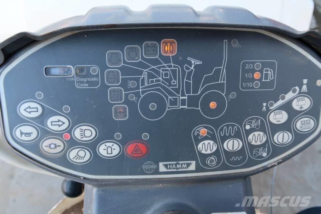 Hamm HD 12 VV Ikerdobos hengerek