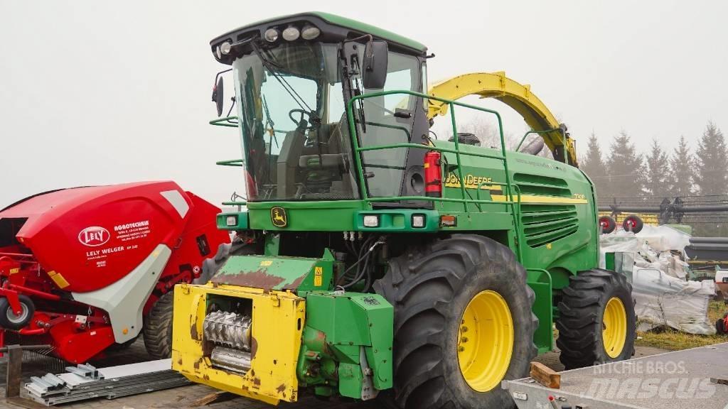 John Deere 7300 Önjáró szecskázók