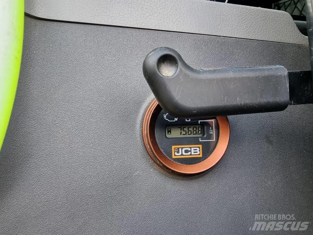 JCB 220 X Lánctalpas kotrók
