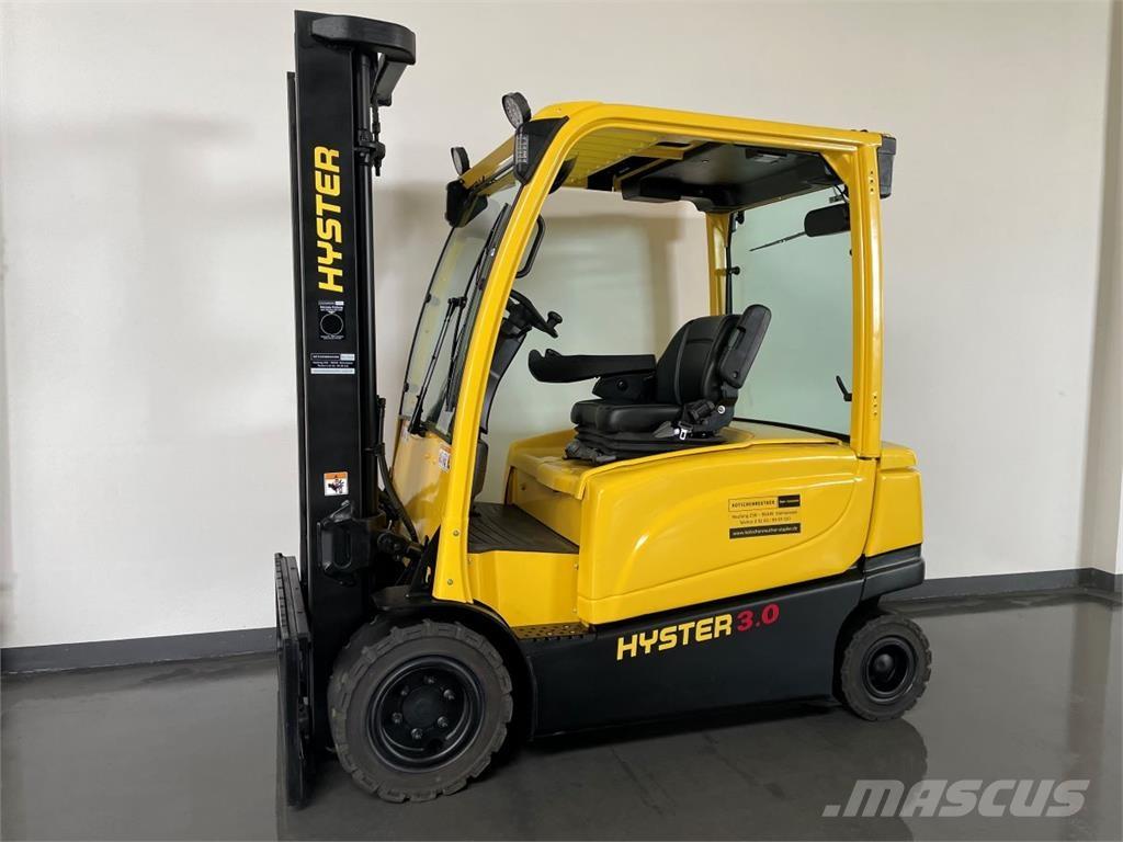 Hyster J3.0XN Elektromos targoncák