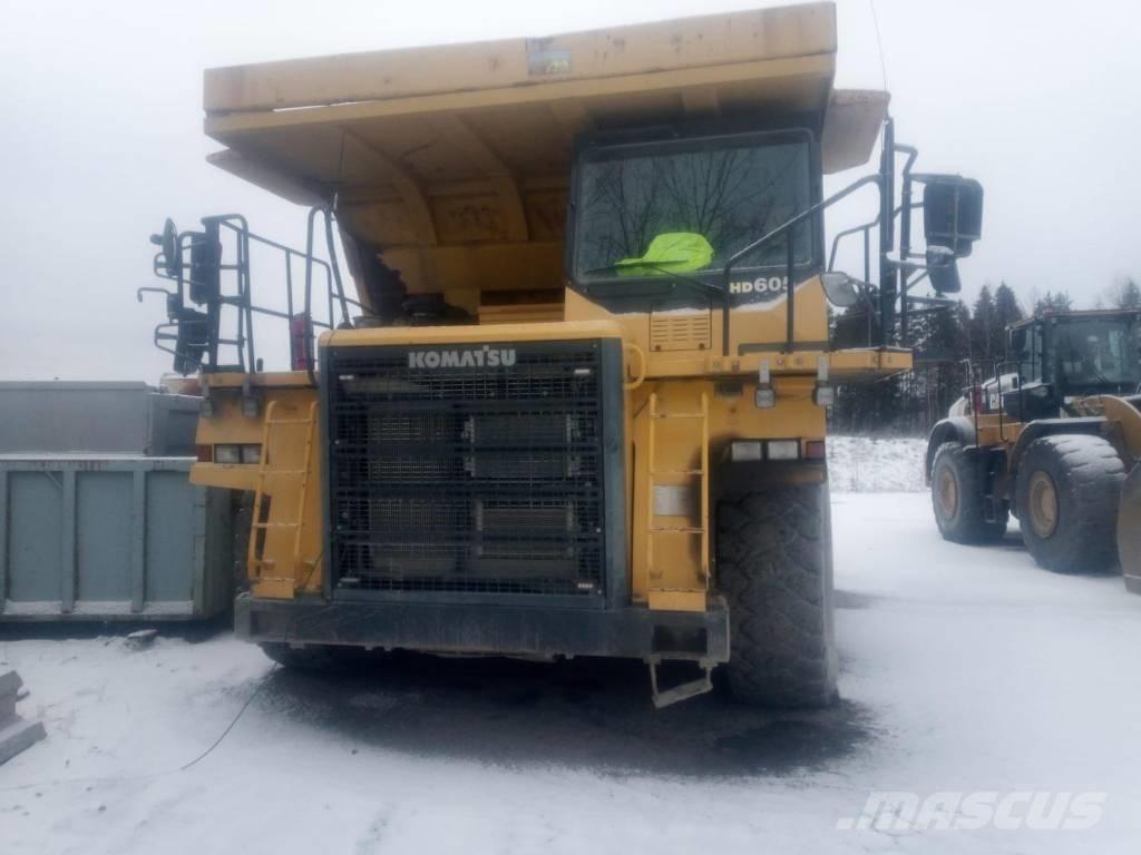 Komatsu HD605-7 Nehézdömper