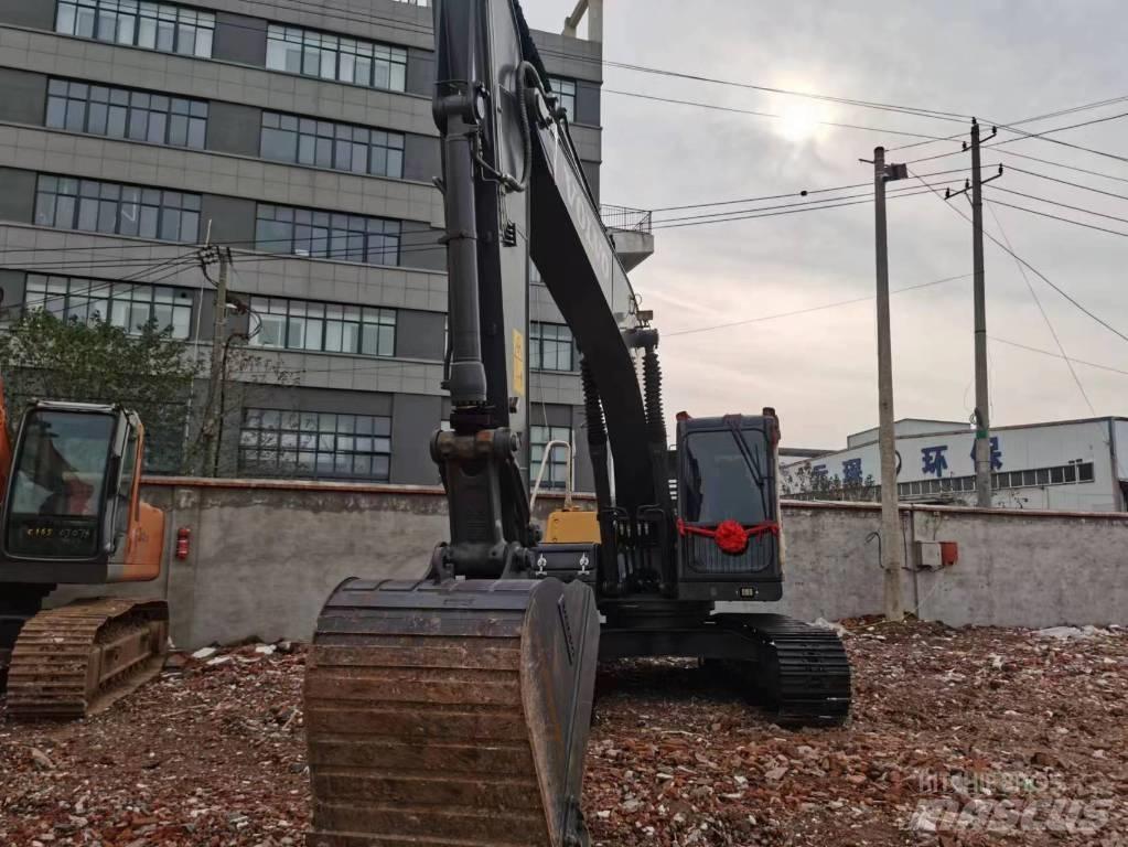 Volvo EC 210 Lánctalpas kotrók