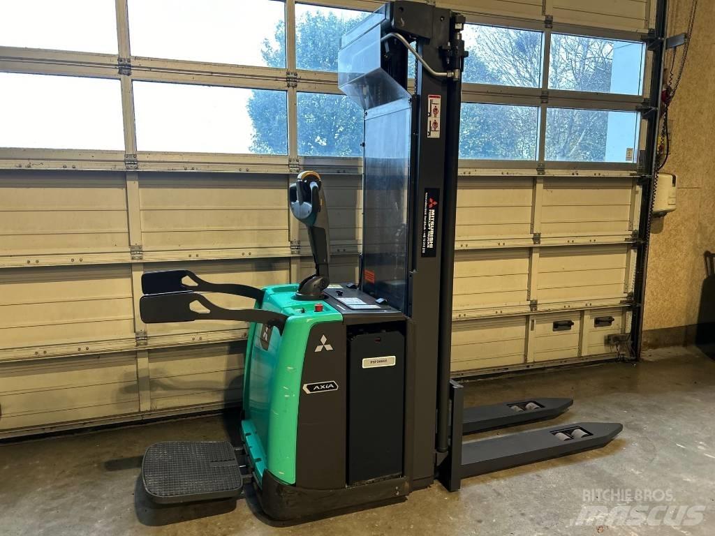 Mitsubishi SBV 16 P Elektromos gyalogkíséretű targoncák