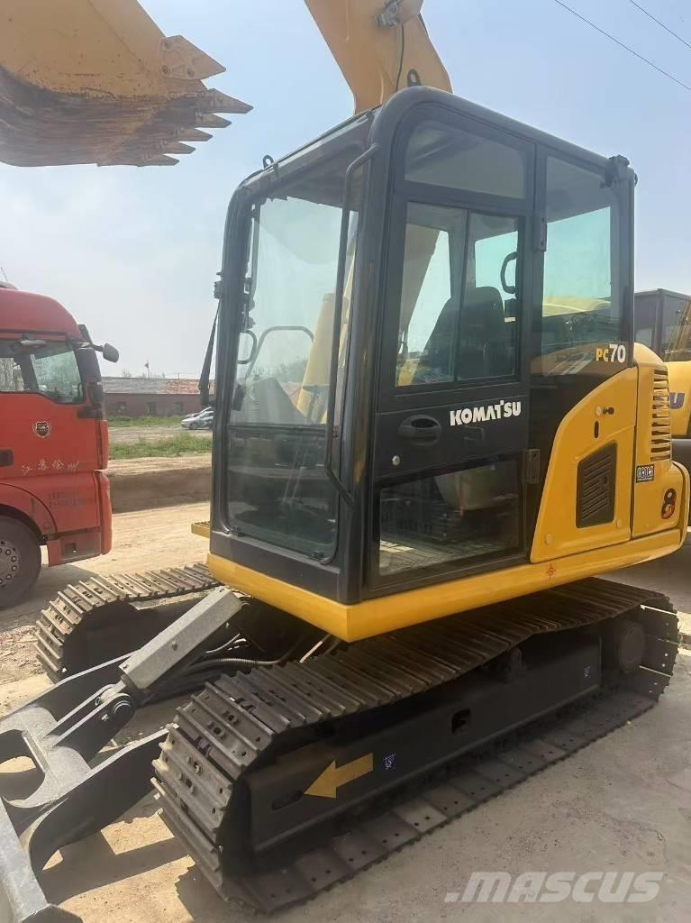 Komatsu PC 70 Lánctalpas kotrók
