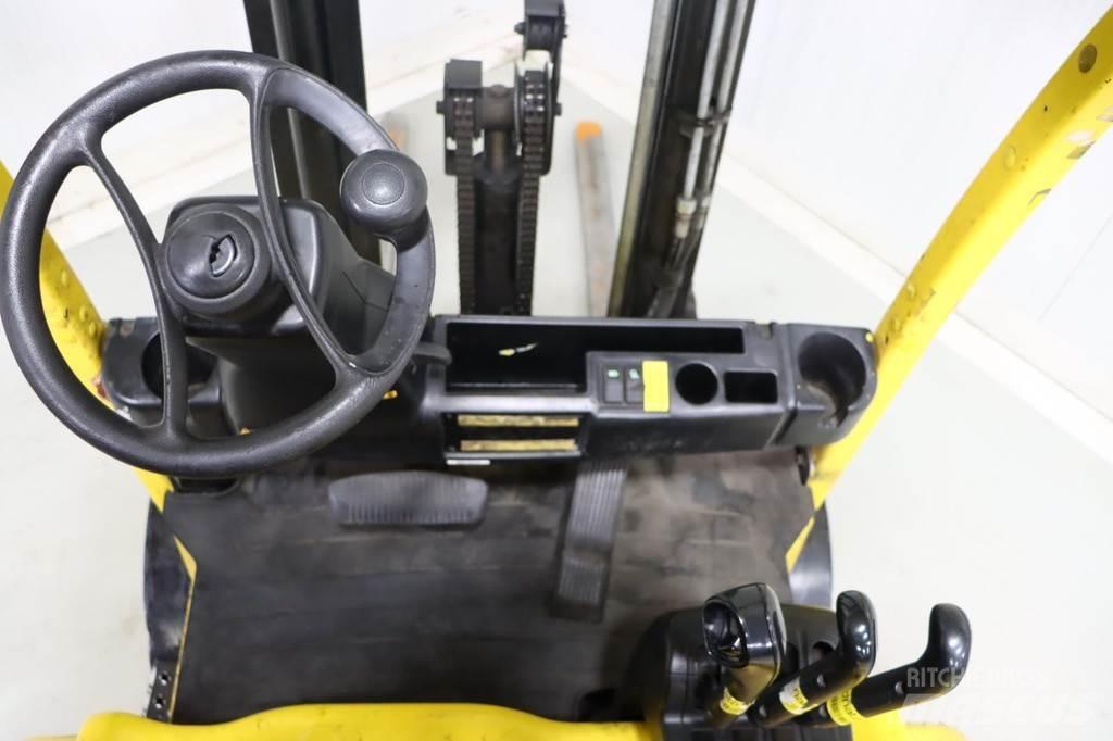 Hyster J2.5XN Elektromos targoncák