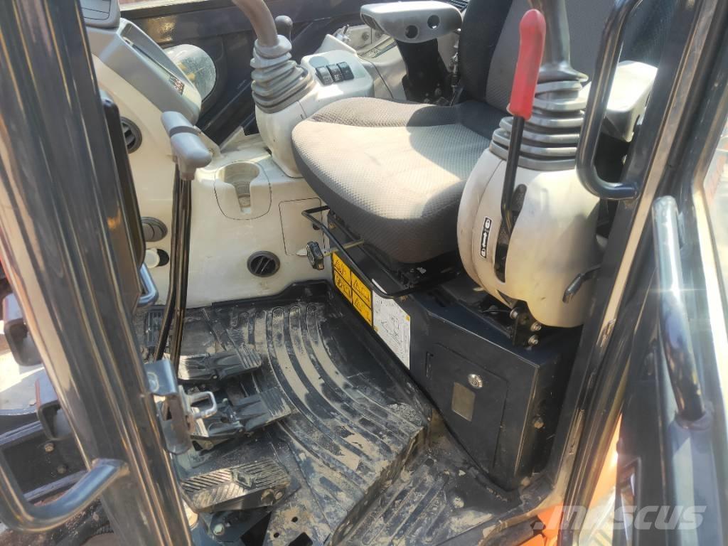 Hitachi ZX55USR-5A Mini kotrók < 7t