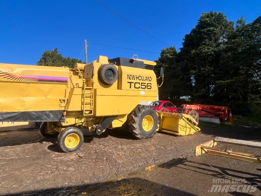 New Holland Tc56h Kombájnok