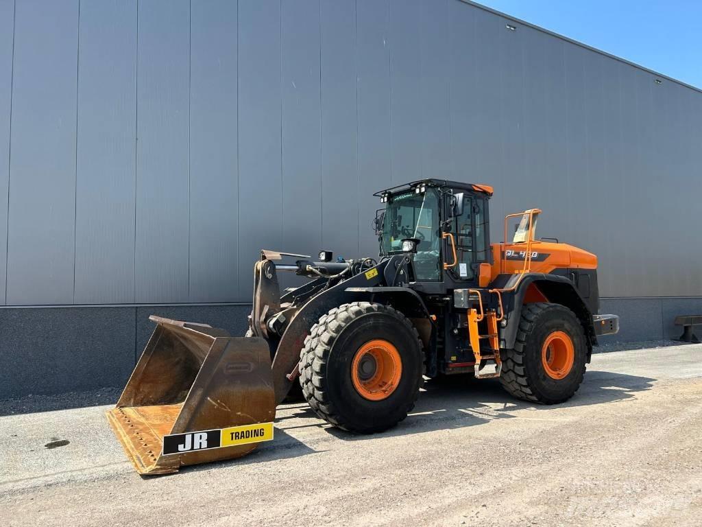 Doosan DL 420-7 (CDC) Gumikerekes homlokrakodók