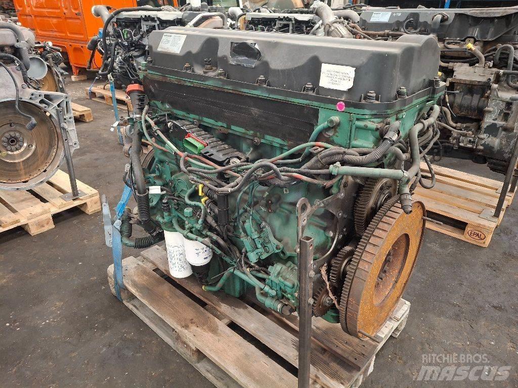Volvo D11C370 Motorok