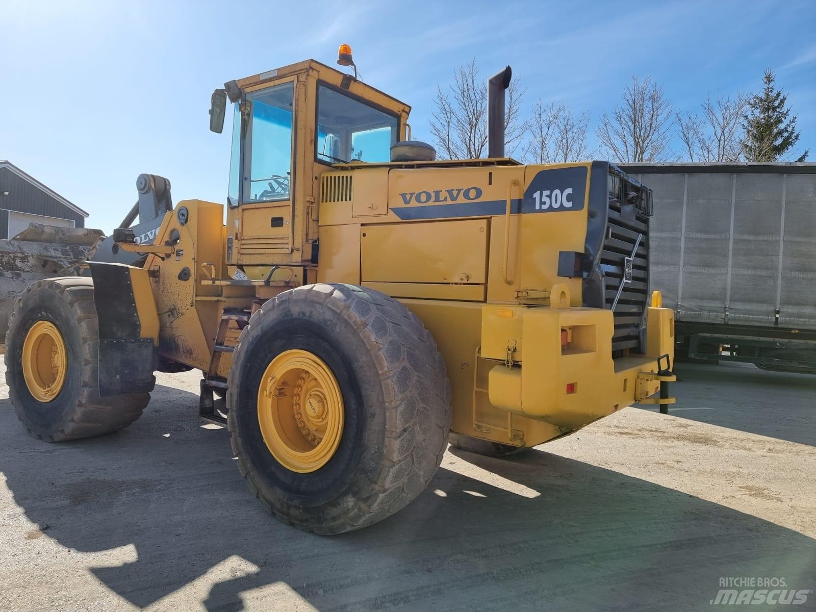 Volvo L 150 C Gumikerekes homlokrakodók