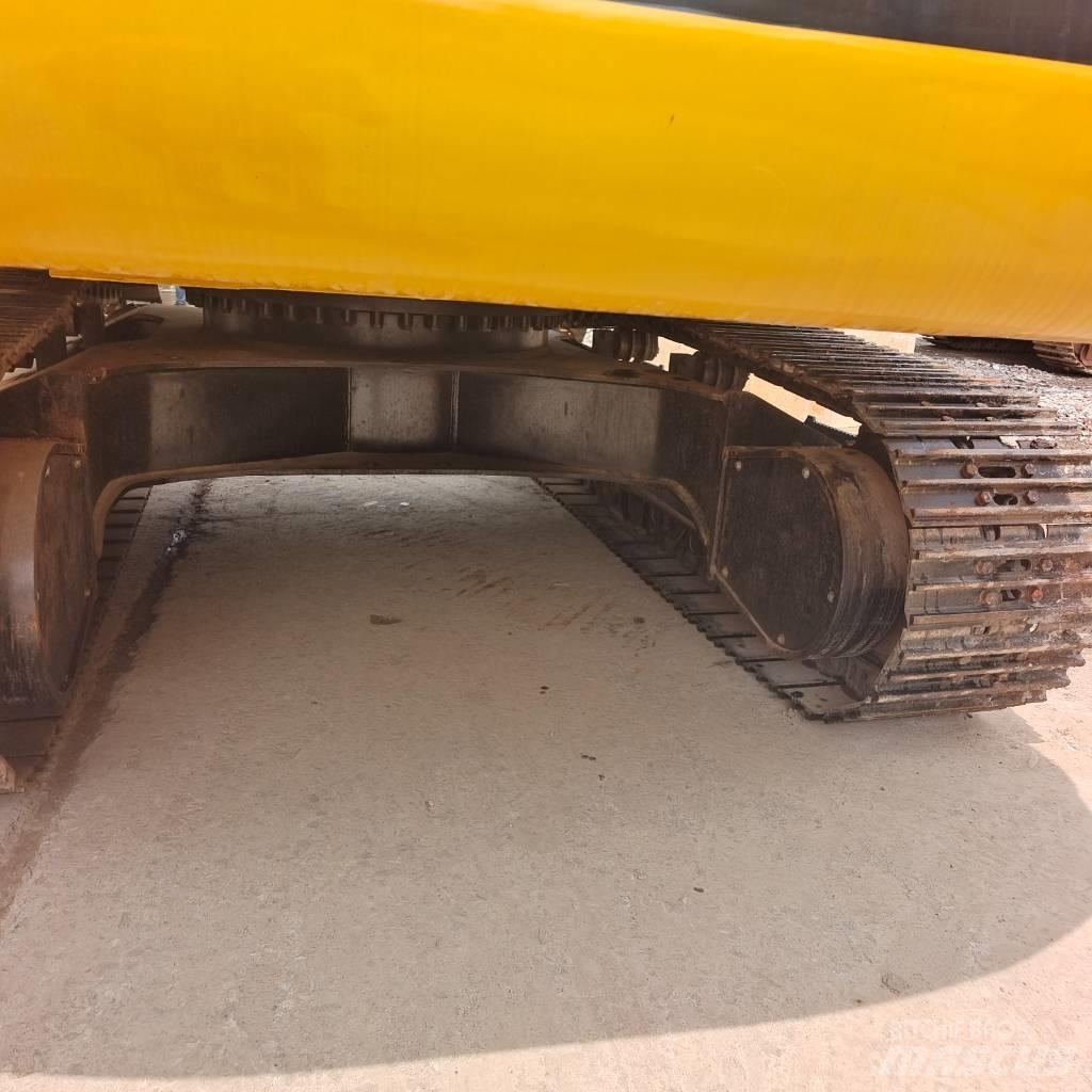 CAT 336D2L Lánctalpas kotrók