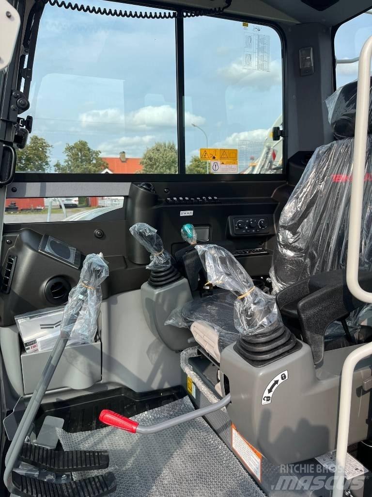 Takeuchi TB 290 Közepes (midi) kotrók 7 t - 12 t