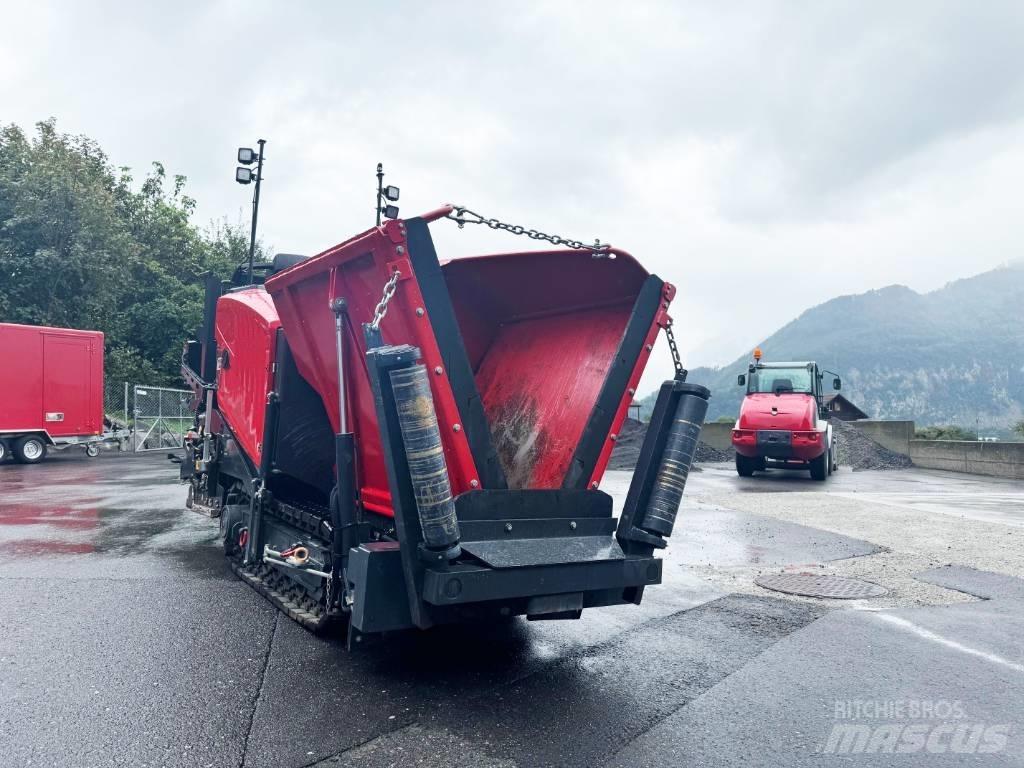 Bomag BF200C-2 Aszfalt terítõ gépek