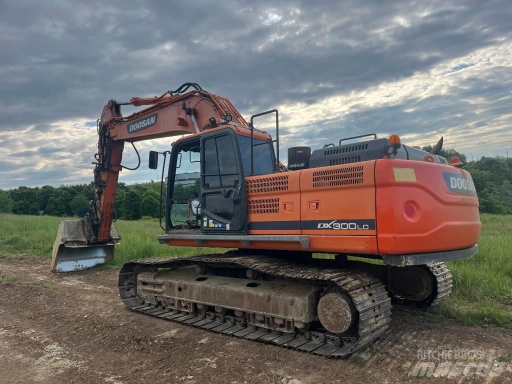 Doosan DX 300 LC Lánctalpas kotrók